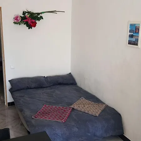 Casa Roja 6 - Quiet Resort, Central, Parking *