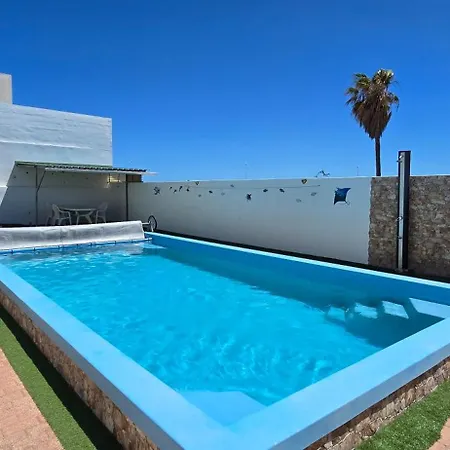 Casa Roja 6 - Quiet Resort, Central, Parking * Tias